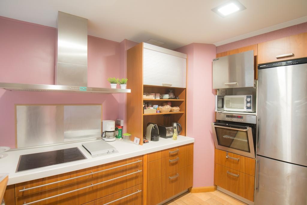 Apartamentos Gasteiz Βιτόρια-Γκαστέις Εξωτερικό φωτογραφία