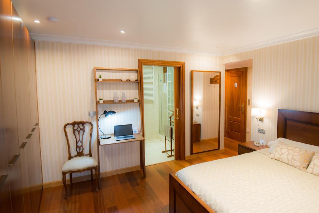 Apartamentos Gasteiz Βιτόρια-Γκαστέις Εξωτερικό φωτογραφία