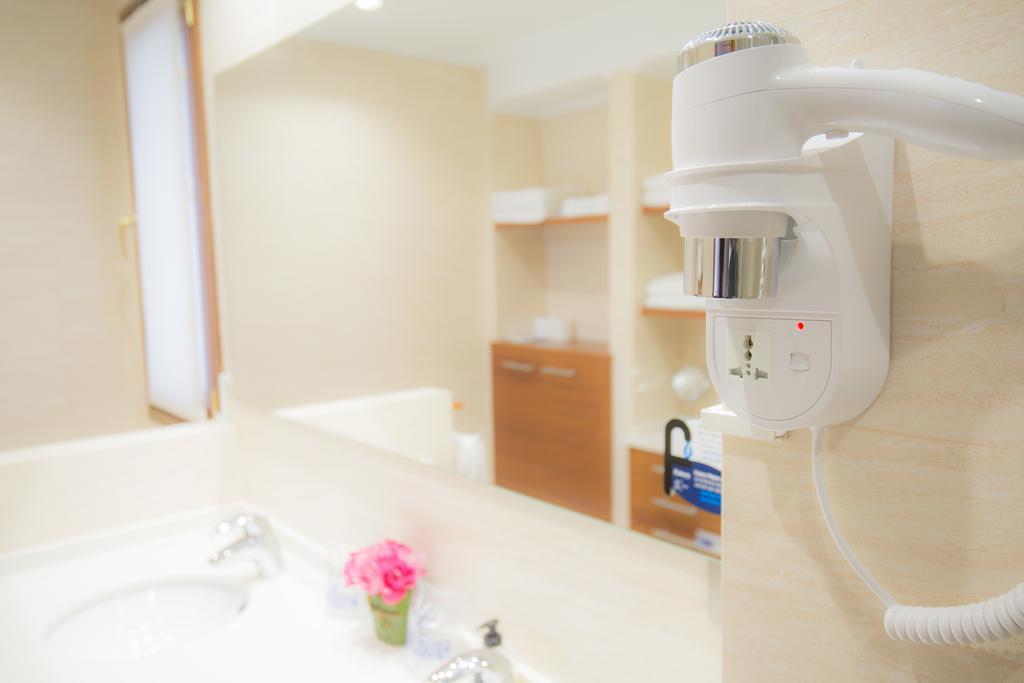 Apartamentos Gasteiz Βιτόρια-Γκαστέις Εξωτερικό φωτογραφία