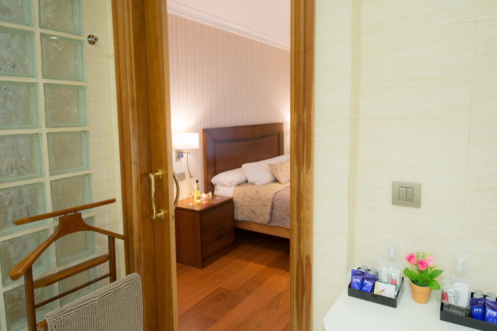 Apartamentos Gasteiz Βιτόρια-Γκαστέις Εξωτερικό φωτογραφία