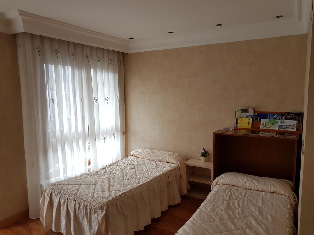 Apartamentos Gasteiz Βιτόρια-Γκαστέις Δωμάτιο φωτογραφία